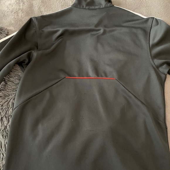 Grey adidas sweater - Picture 5 of 5